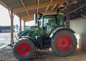 Tracteur de la ferme de Plaisir Grignon